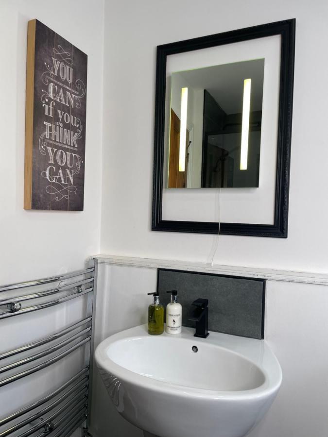 Mia Cottage Keighley Dış mekan fotoğraf